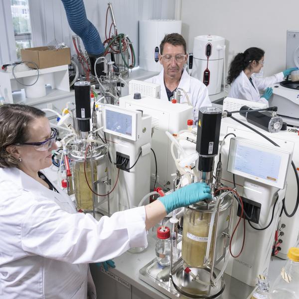 biodeuteration laboratory