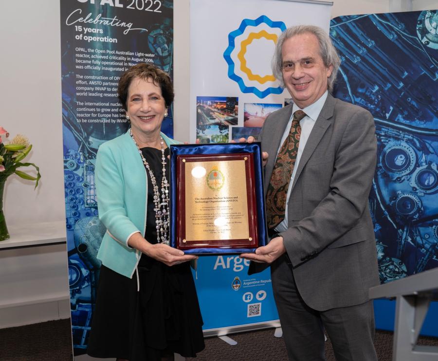 Annabelle Bennett and Ambassador Pablo Tettamanti